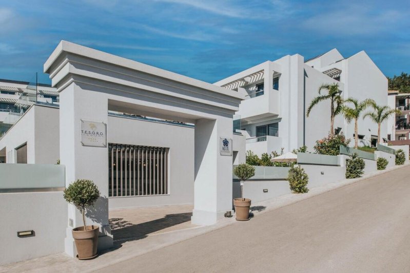 Zakynthos utazás Tesoro Hotel