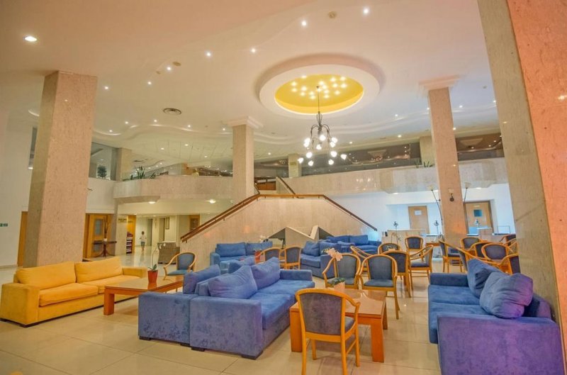 The Dome Beach Hotel & Resort Dél-Ciprus