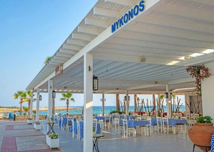 The Dome Beach Hotel & Resort Dél-Ciprus