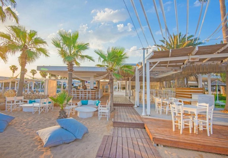The Dome Beach Hotel & Resort Dél-Ciprus