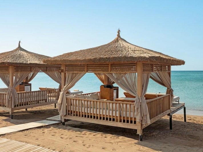 Antalya utazás Titanic Beach Lara