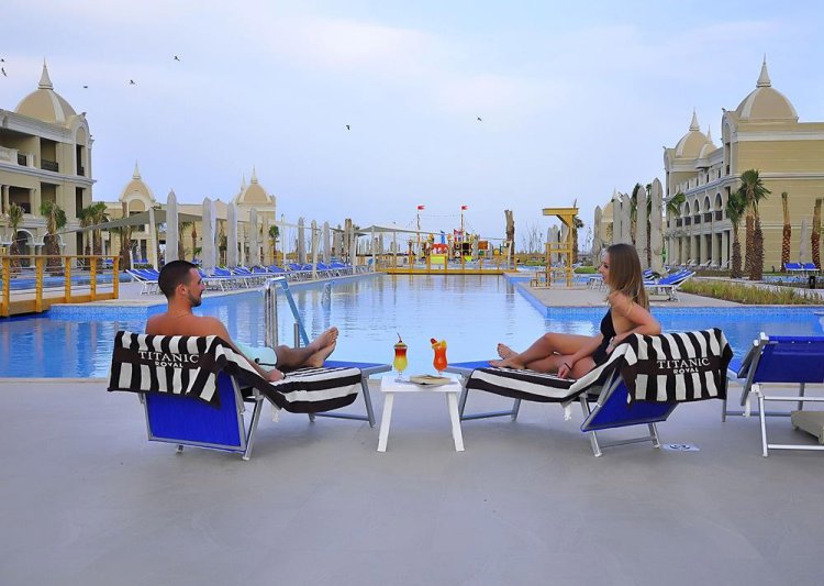 Hurghada utazás Titanic Royal