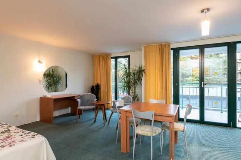 Trakia Hotel Napospart