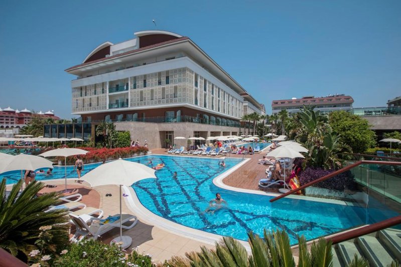Trendy Verbena Beach Side