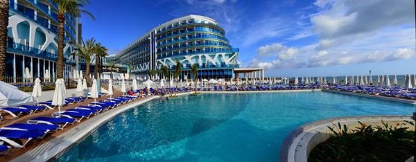 Alanya utazás Vikingen Infinity Resort & Spa