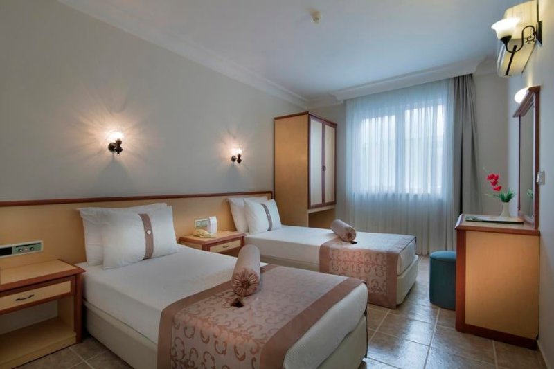 Alanya utazás Villa Sun Flower Aparts & Suites