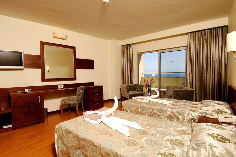 Amelia Beach Resort Side