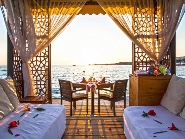 Von Resort Golden Beach Side