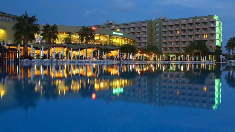 Von Golden Coast Side