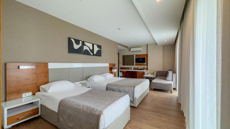 Alanya utazás White City Resort