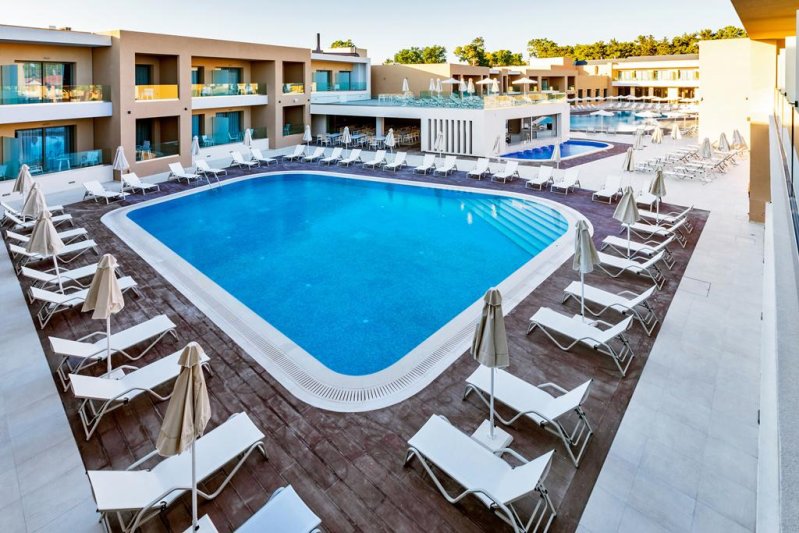 Zakynthos utazás White Olive Elite Laganas Hotel