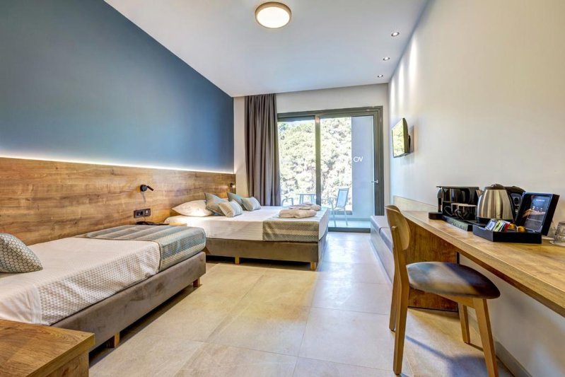 Zakynthos utazás White Olive Elite Laganas Hotel