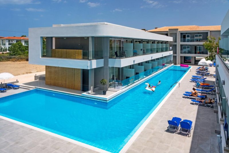 Zakynthos utazás White Olive Premium Laganas