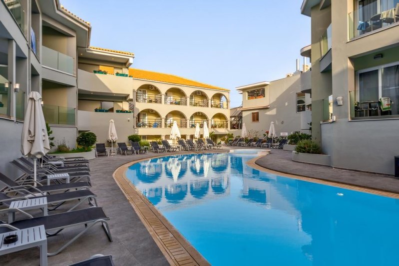 Zakynthos utazás White Olive Premium Laganas