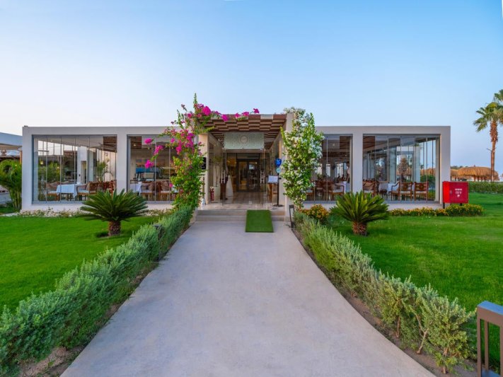 Hurghada utazás Xanadu Makadi Bay