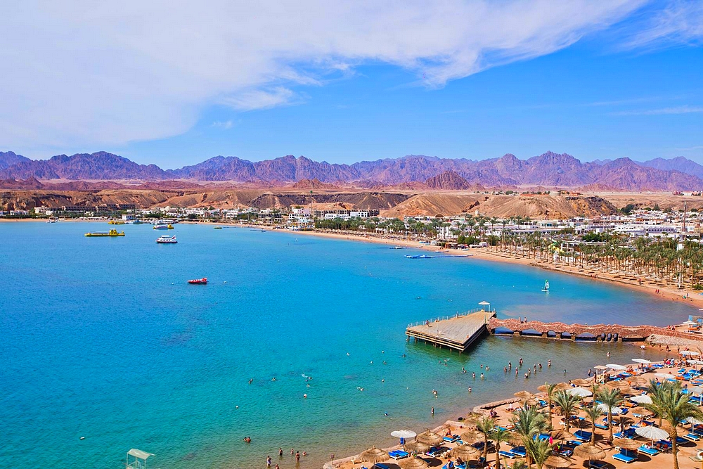 Sharm El-Sheikh utazás Beach Albatros Resort