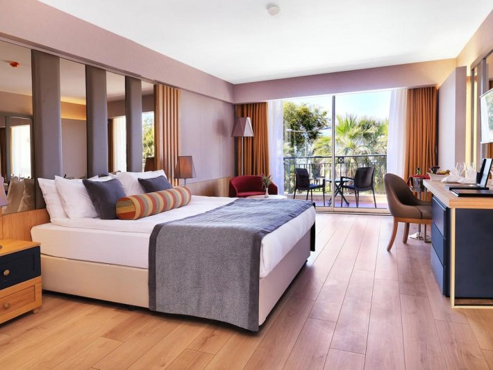 Kemer utazás Imperial Turkiz Resort Hotel