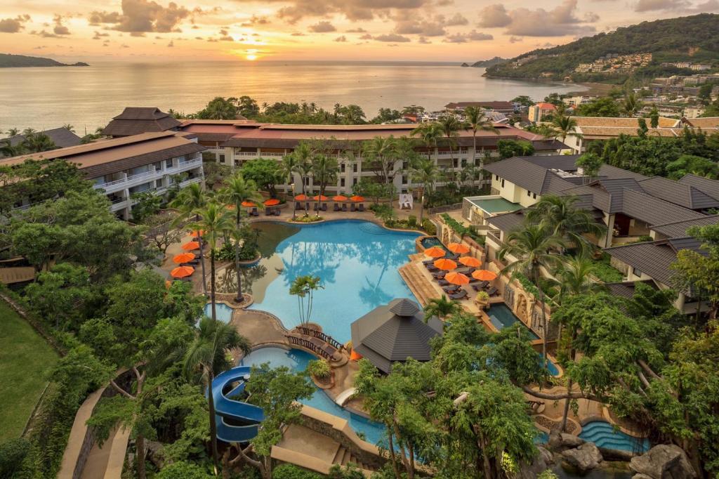 Phuket utazás Diamond Cliff Resort And Spa