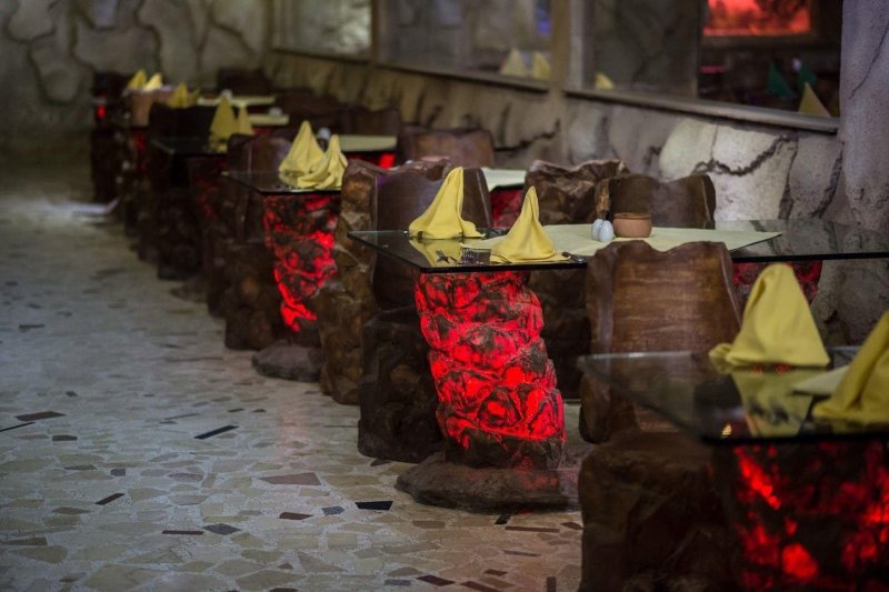 Hurghada utazás Caves Beach Resort