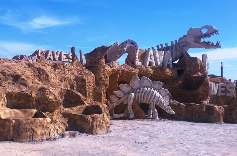 Hurghada utazás Caves Beach Resort