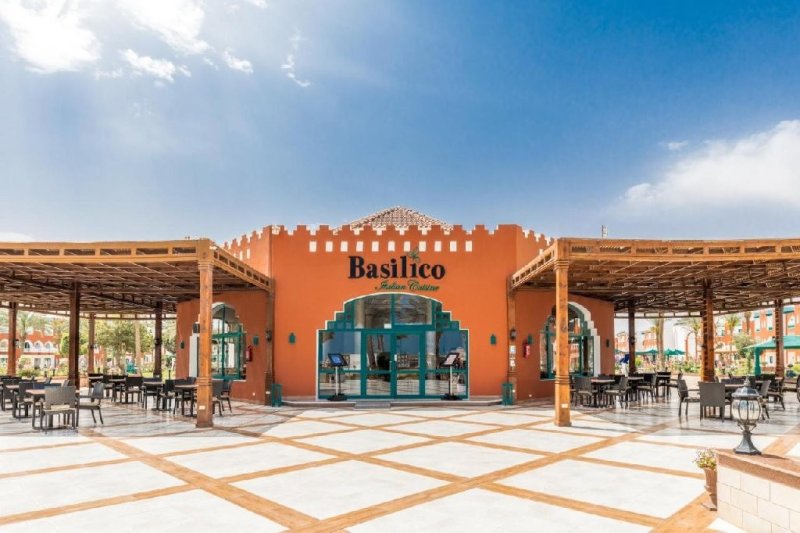 Hurghada utazás Sunrise Garden Beach Resort Select