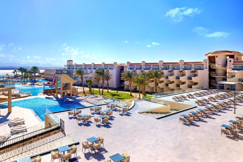 Hurghada utazás The V Luxury Resort