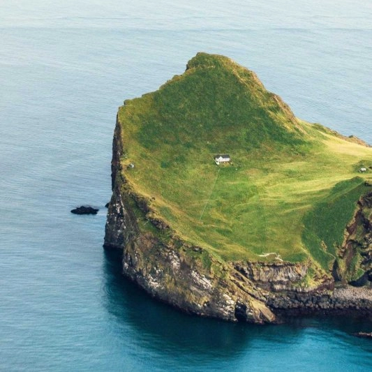 utazás 9 nap / 7 éjszakás városlátogatás Reykjavíkban – Hotel **** Reykjavík