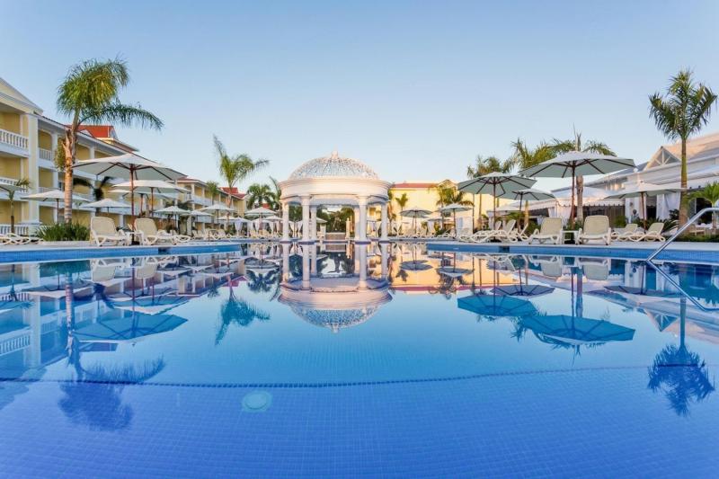 Bahia Principe Escape Bouganville Dominika