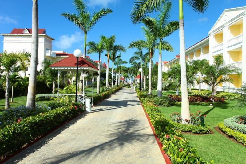 Bahia Principe Escape Bouganville Dominika