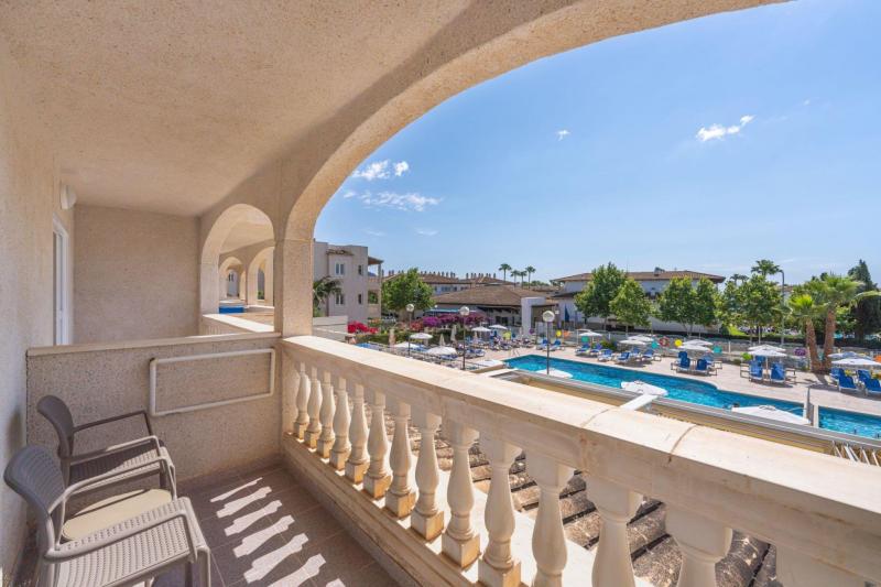 Globales Isabel Mallorca