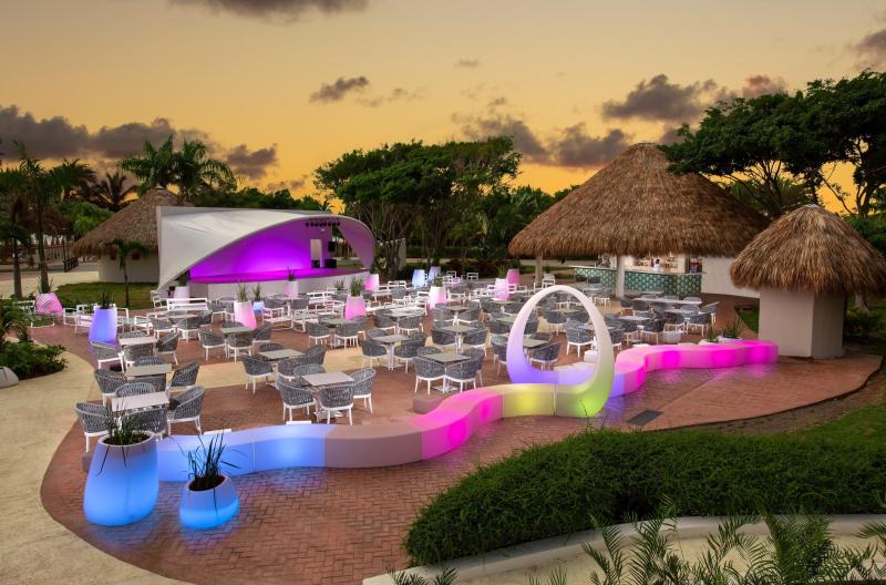 Grand Sirenis Cocotal Beach Resort & Aquagames Dominika