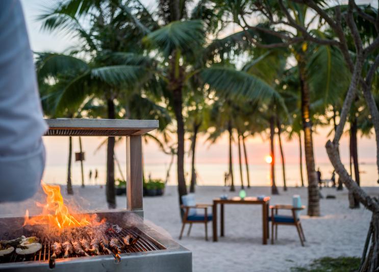 Intercontinental Phu Quoc Long Beach Resort Duong To