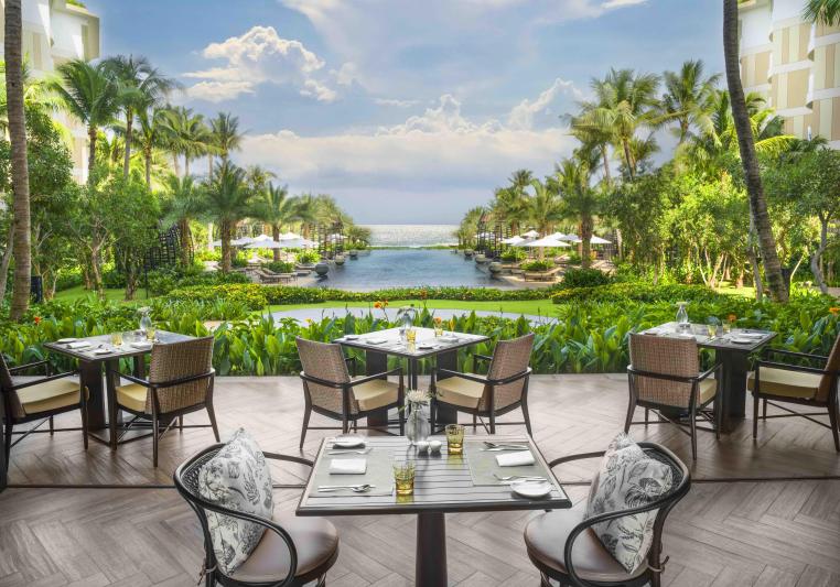 Intercontinental Phu Quoc Long Beach Resort Duong To