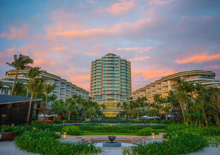 Intercontinental Phu Quoc Long Beach Resort Duong To