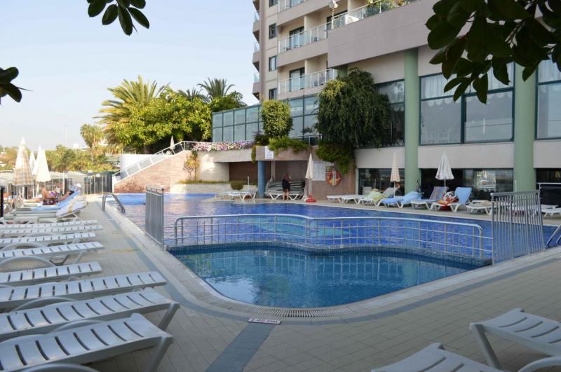 Alanya utazás Aska Just In Beach