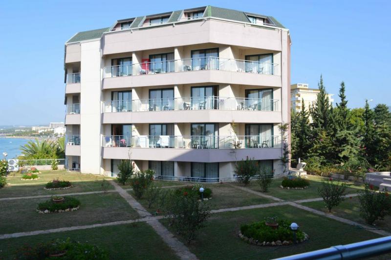 Alanya utazás Aska Just In Beach