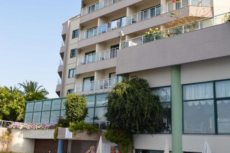 Alanya utazás Aska Just In Beach