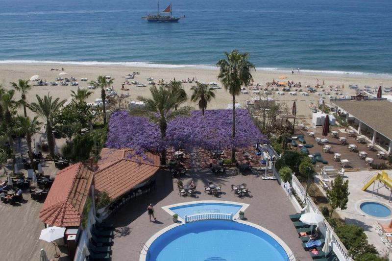 Alanya utazás Azak Hotel