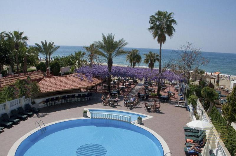 Alanya utazás Azak Hotel