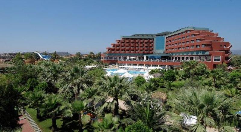 Alanya utazás Delphin Deluxe Resort