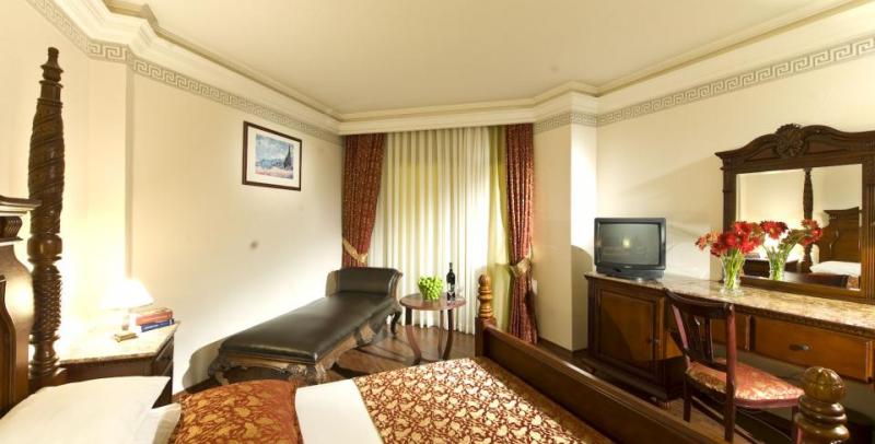 Alanya utazás Delphin Deluxe Resort