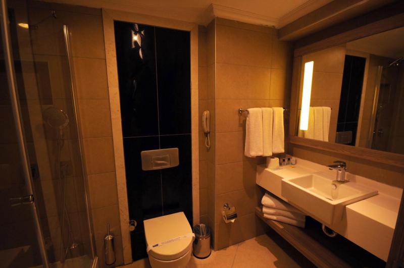 Alanya utazás Insula Resort Hotel