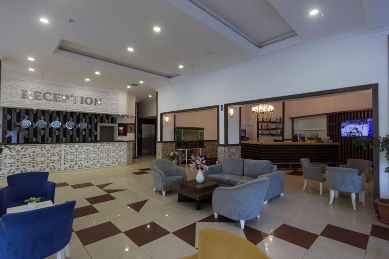 Alanya utazás Maya World Beach