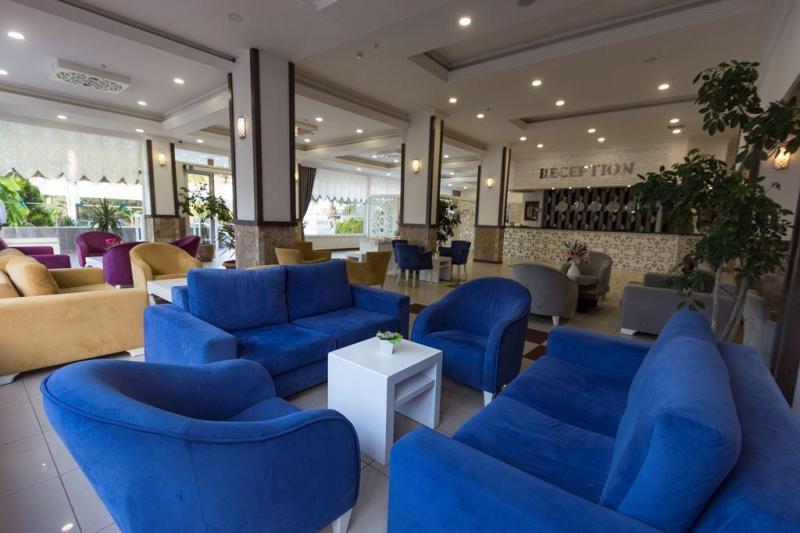 Alanya utazás Maya World Beach