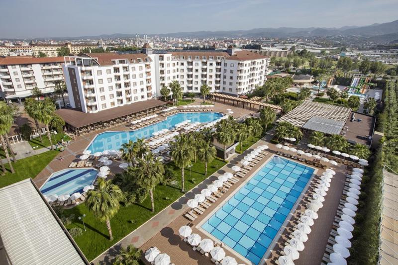 Alanya utazás Royal Garden Beach