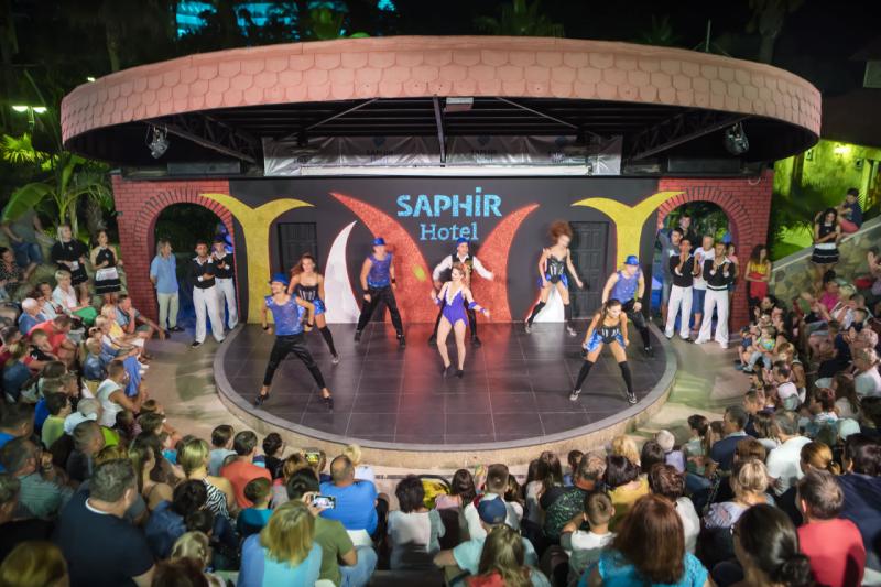 Alanya utazás Saphir Hotel and Villas