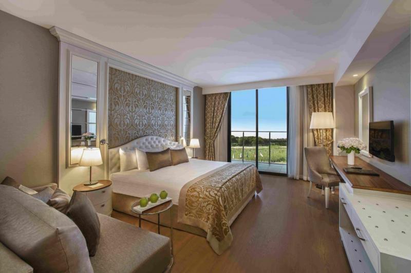 Antalya utazás Aska Lara Resort Spa