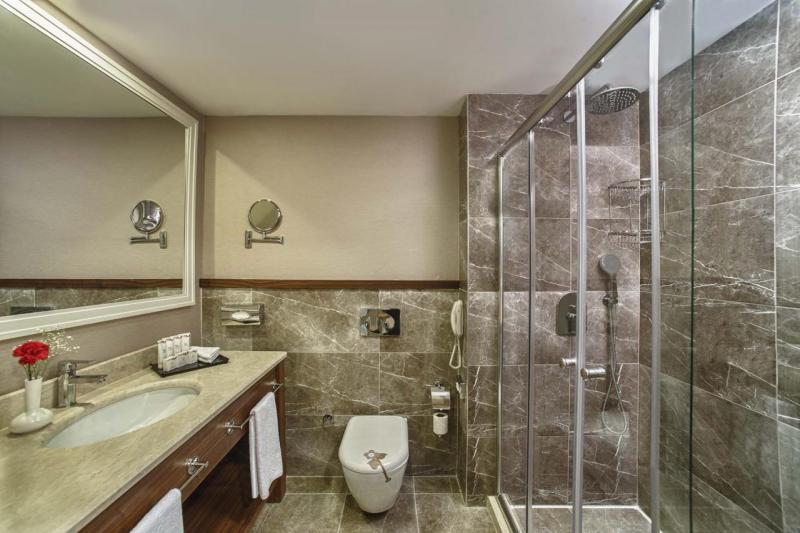 Antalya utazás Aska Lara Resort Spa