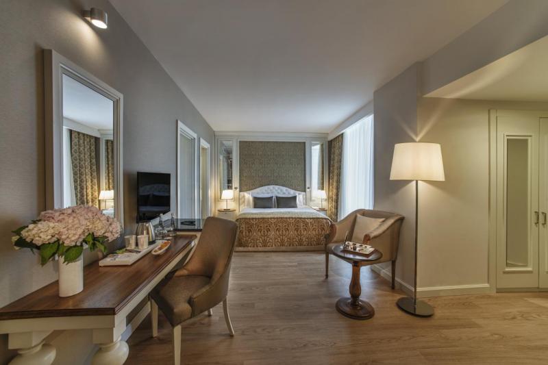 Antalya utazás Aska Lara Resort Spa