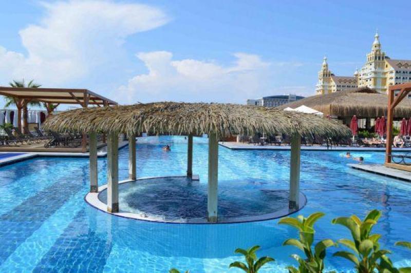 Antalya utazás Aska Lara Resort Spa